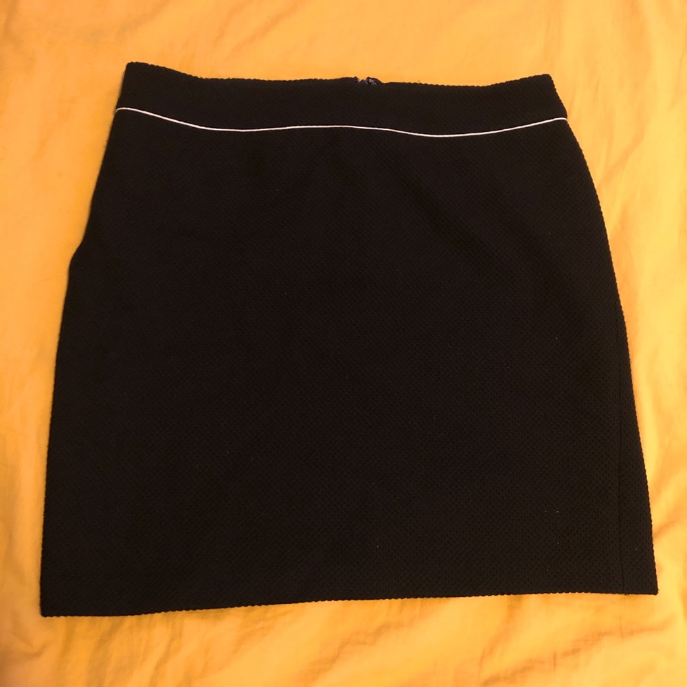Short black professional skirt